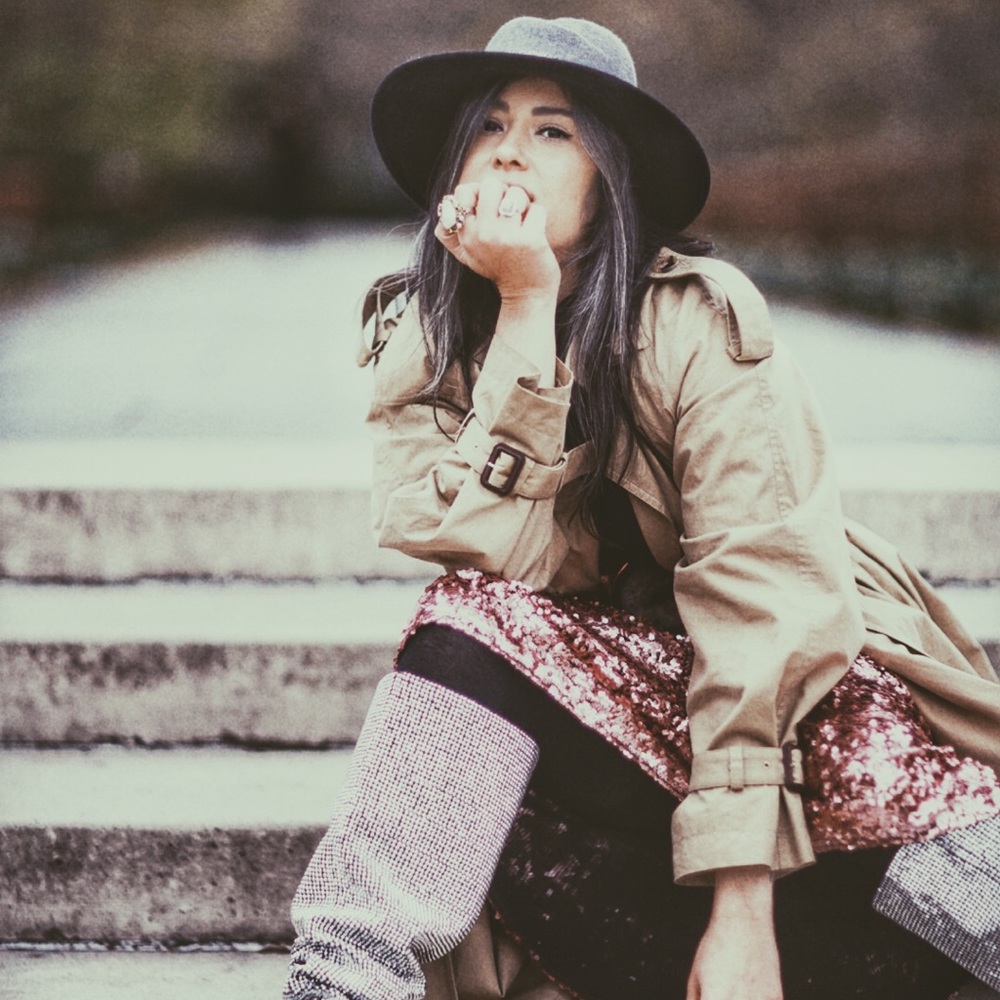 Meet your Posher, Aila